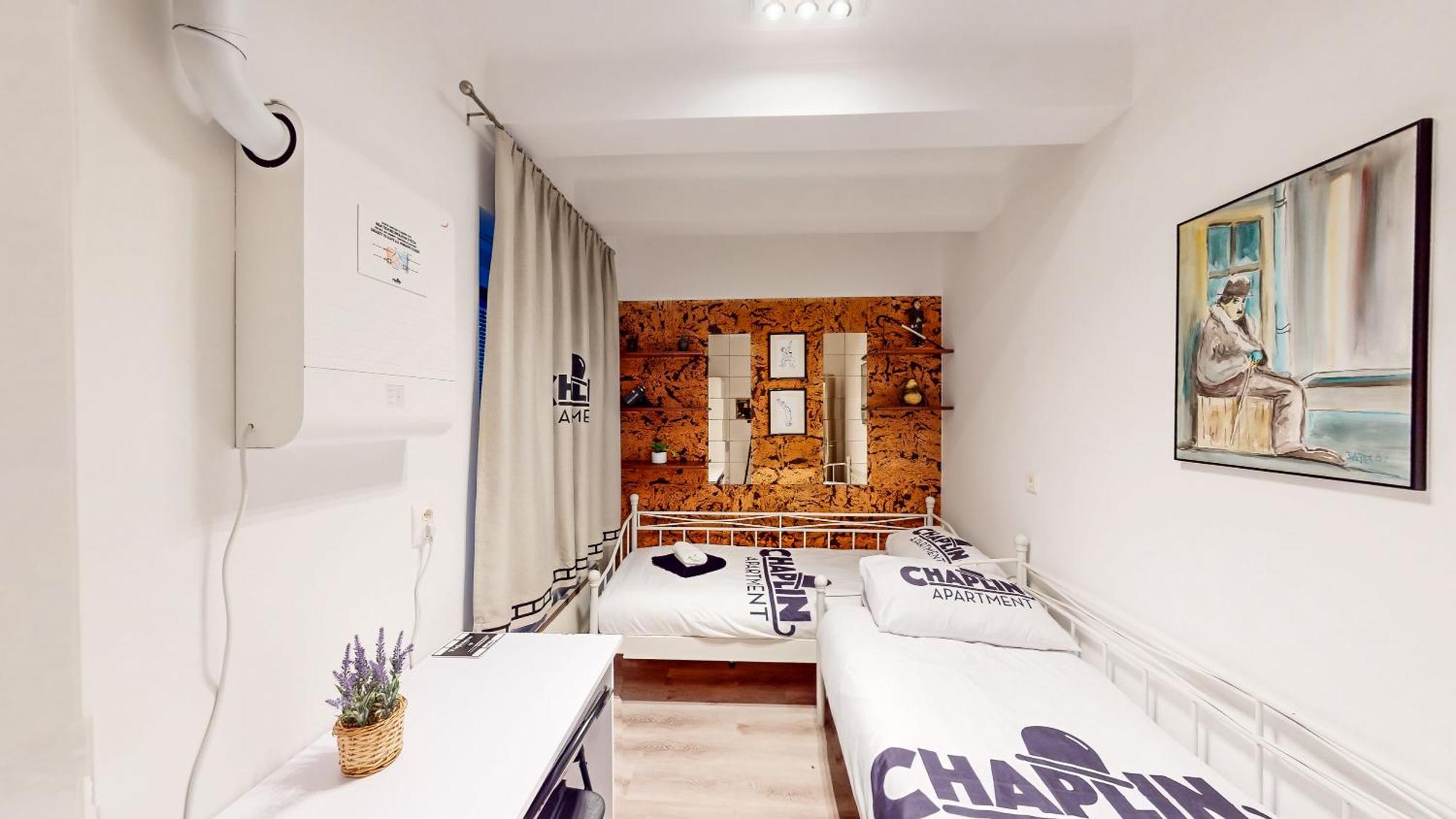 Chaplin Apartment - Free Garage Parking Ljubljana Extérieur photo